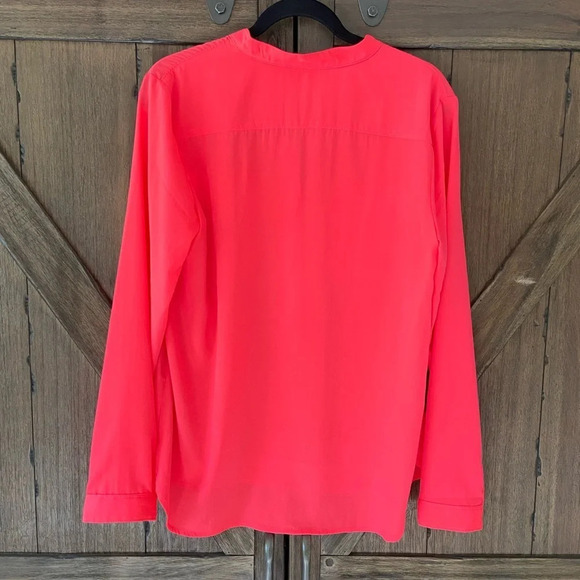 Gap Bright Salmon Colored Long Sleeve Blouse Size M - Picture 3 of 5